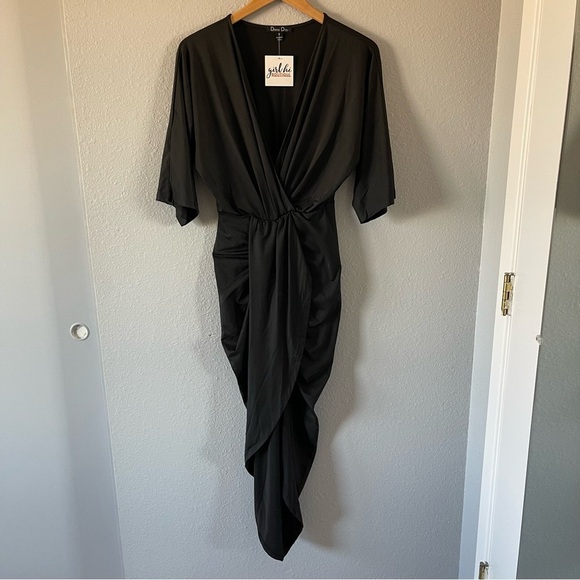 NWT Black Tulip Midi Dress Drape Twist V Neck Cocktail Party Guest Size Small - Picture 3 of 8